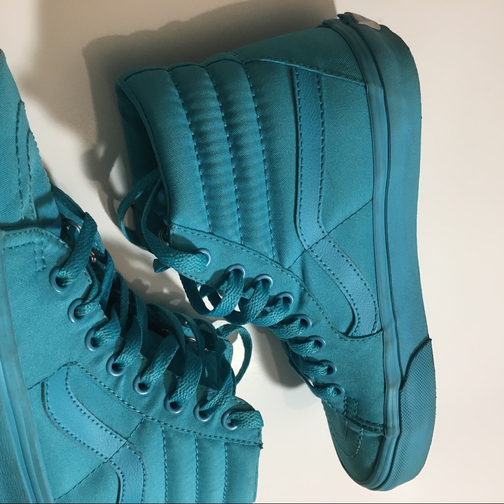 Vans - Picture 3 of 8